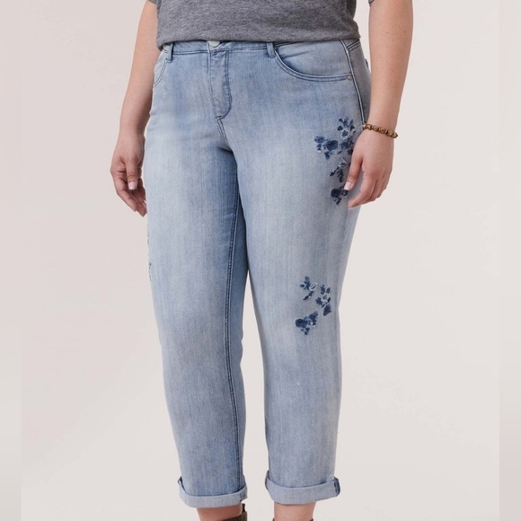 Democracy Ab"solution Embroidered Girlfriend Jeans Size 20W - Picture 1 of 14